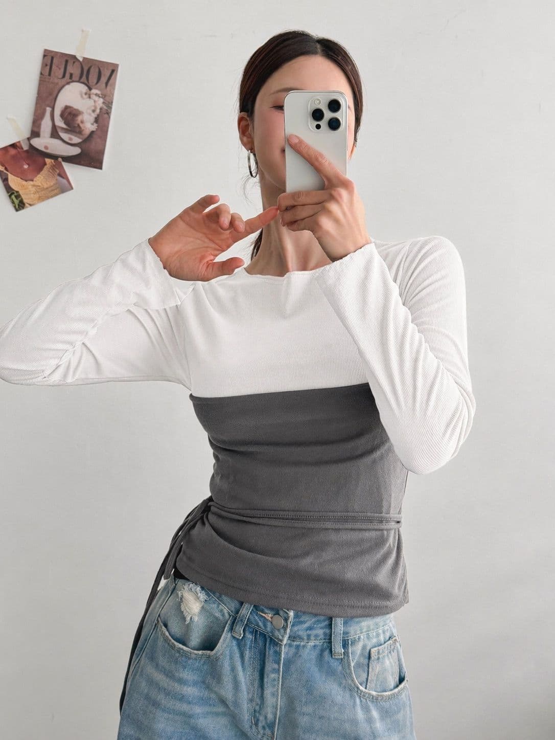 May Layered T-shirt (Bustier Layered Body Shape T-shirt) - 이미지 1