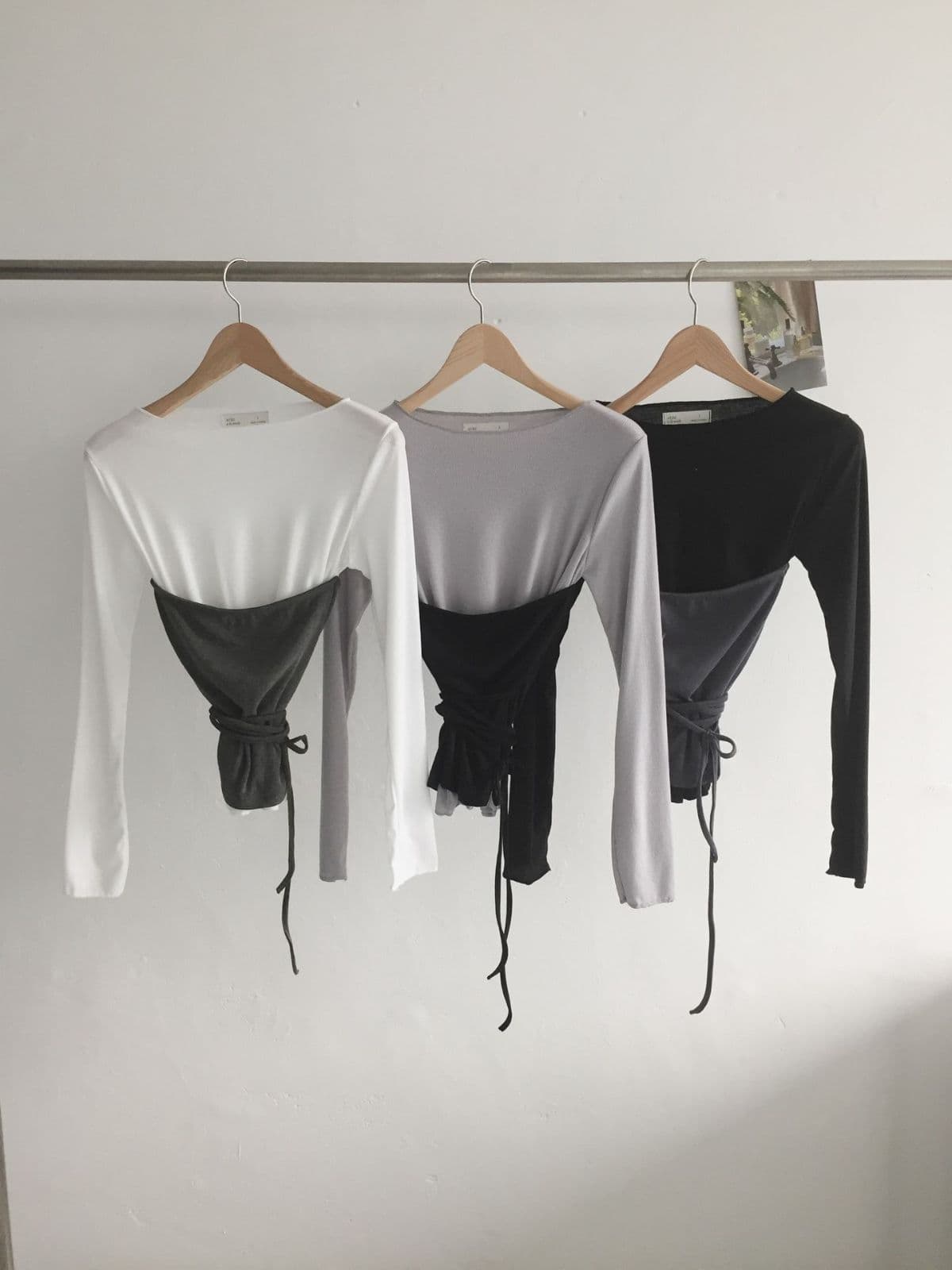 May Layered T-shirt (Bustier Layered Body Shape T-shirt) - 이미지 6