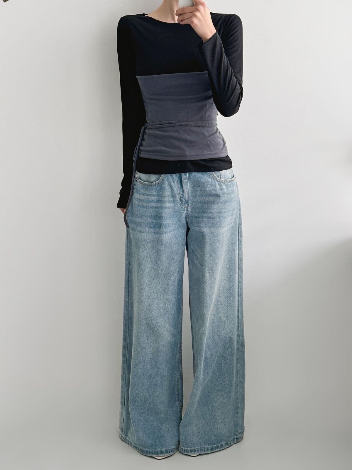 May Layered T-shirt (Bustier Layered Body Shape T-shirt) - 이미지 10