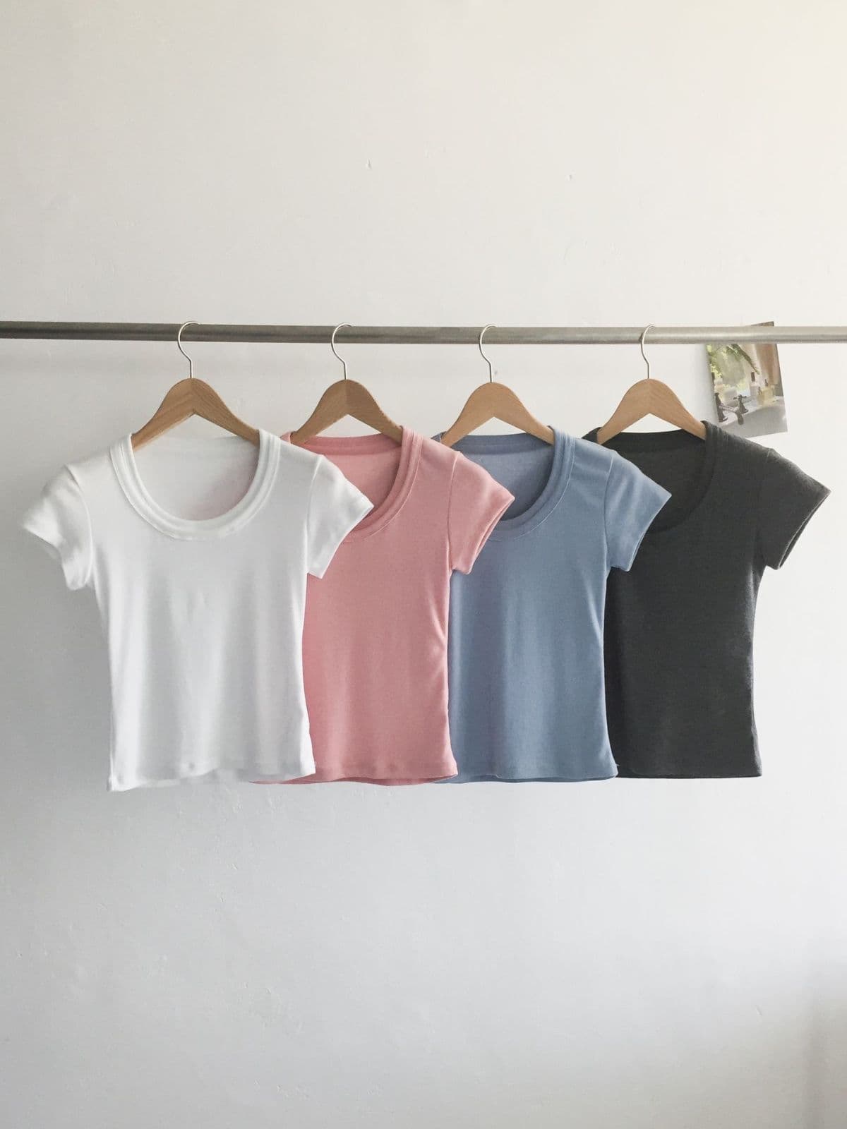 Double Neck T-shirt (Double Neck U-Neck Short Sleeve T-shirt Slim Fit Stretchy Ribbed Cropped Top) - 이미지 3