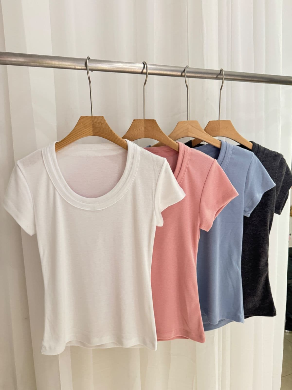 Double Neck T-shirt (Double Neck U-Neck Short Sleeve T-shirt Slim Fit Stretchy Ribbed Cropped Top) - 이미지 13