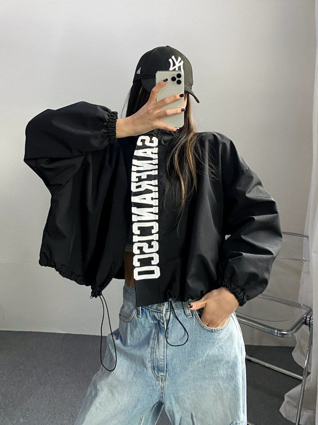 High-neck nylon windbreaker woven crisp zip-up cropped oversized drawstring jumper jacket golf camping rainy season look raincoat - 이미지 2