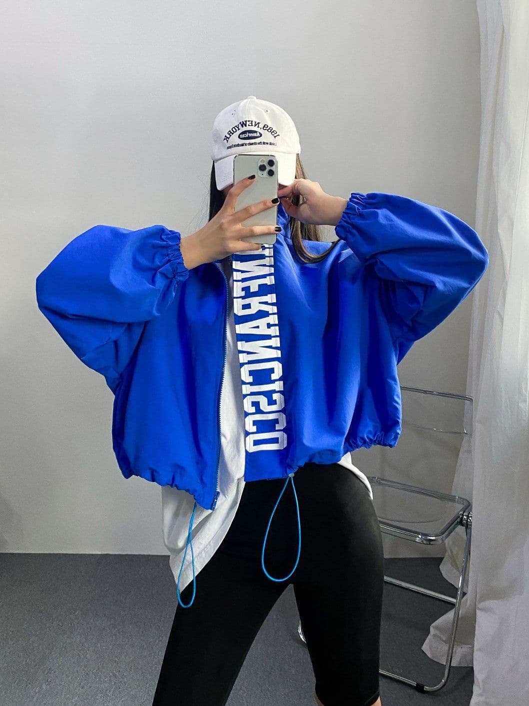 High-neck nylon windbreaker woven crisp zip-up cropped oversized drawstring jumper jacket golf camping rainy season look raincoat - 이미지 4