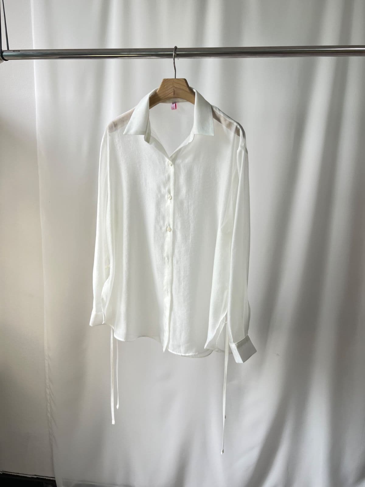Lua SH (See-through Chiffon Oversized Side Slit Ribbon Strap Collar Blouse Shirt) - 이미지 3