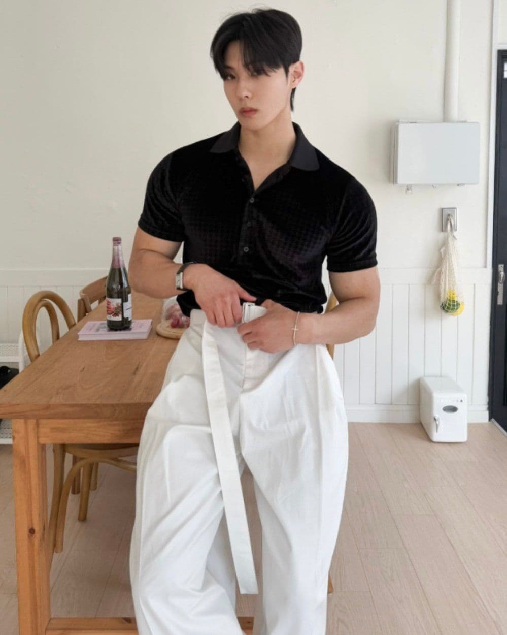 Houndstooth Velvet Muscle Fit Pique Short Sleeve T-shirt - 이미지 1