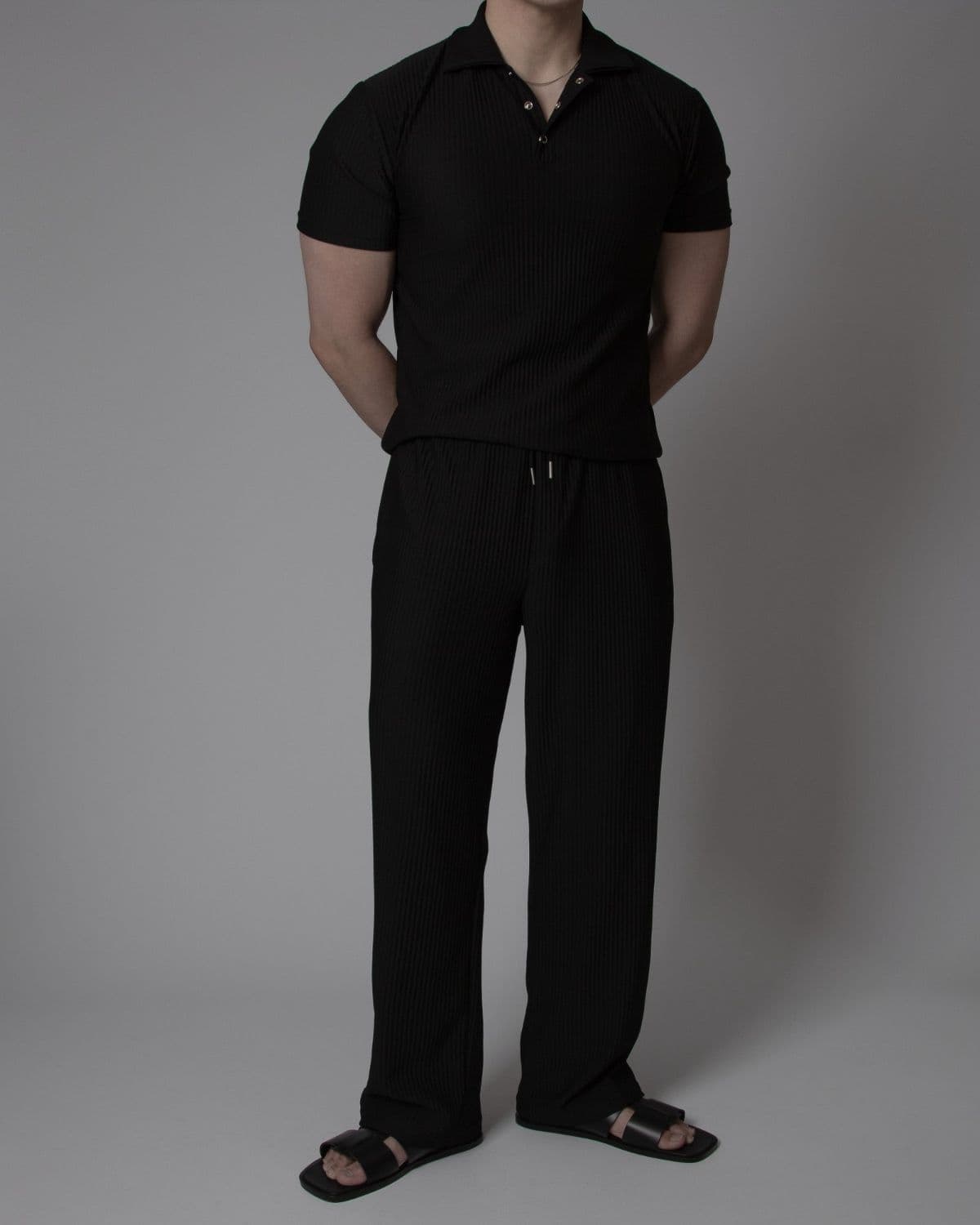 Pleated Muscle Fit Collared Short Sleeve T-shirt and Long Pants Set - 이미지 1