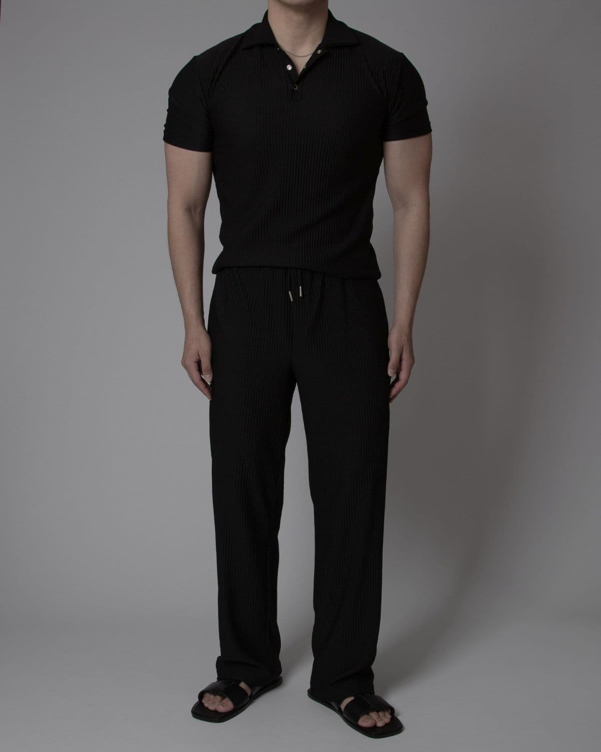 Pleated Muscle Fit Collared Short Sleeve T-shirt and Long Pants Set - 이미지 2