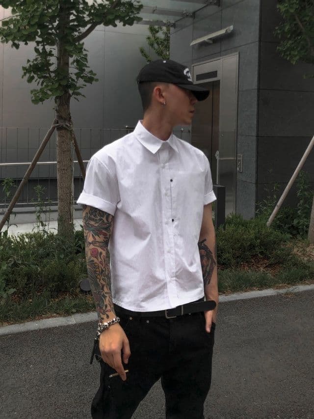 Rivet cropped short-sleeve shirt - 이미지 3