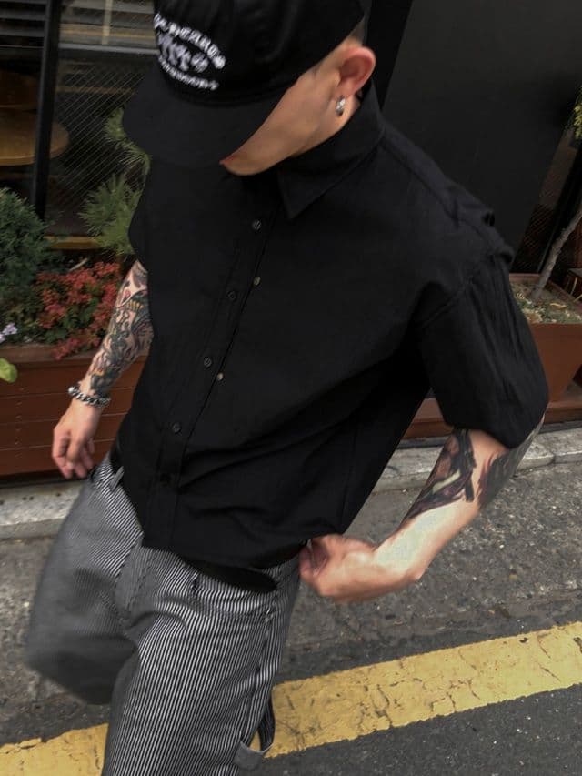 Rivet cropped short-sleeve shirt - 이미지 5