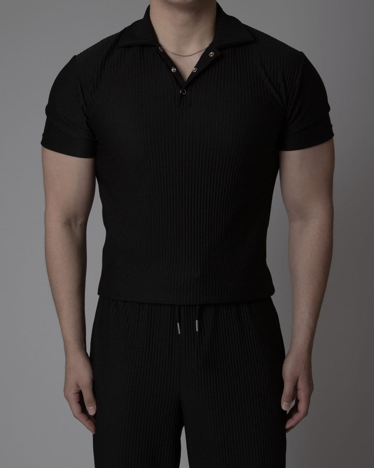 Pleated Muscle Fit Collared Short Sleeve T-shirt and Long Pants Set - 이미지 3