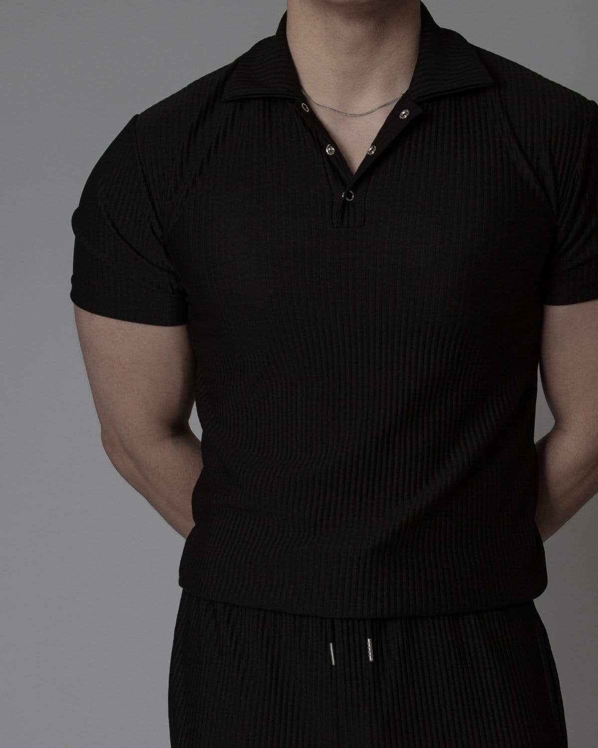 Pleated Muscle Fit Collared Short Sleeve T-shirt and Long Pants Set - 이미지 2