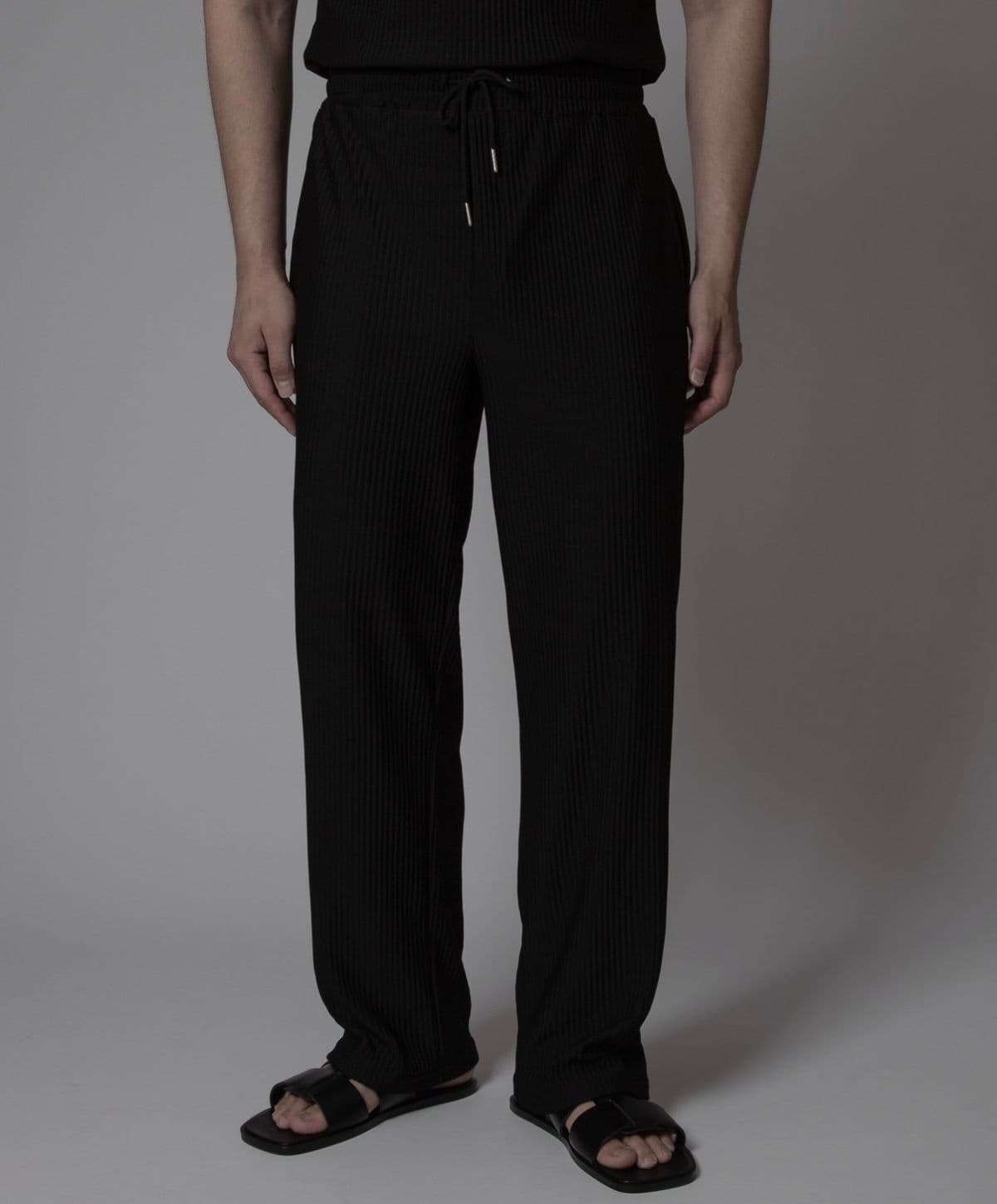 Pleated Muscle Fit Collared Short Sleeve T-shirt and Long Pants Set - 이미지 5