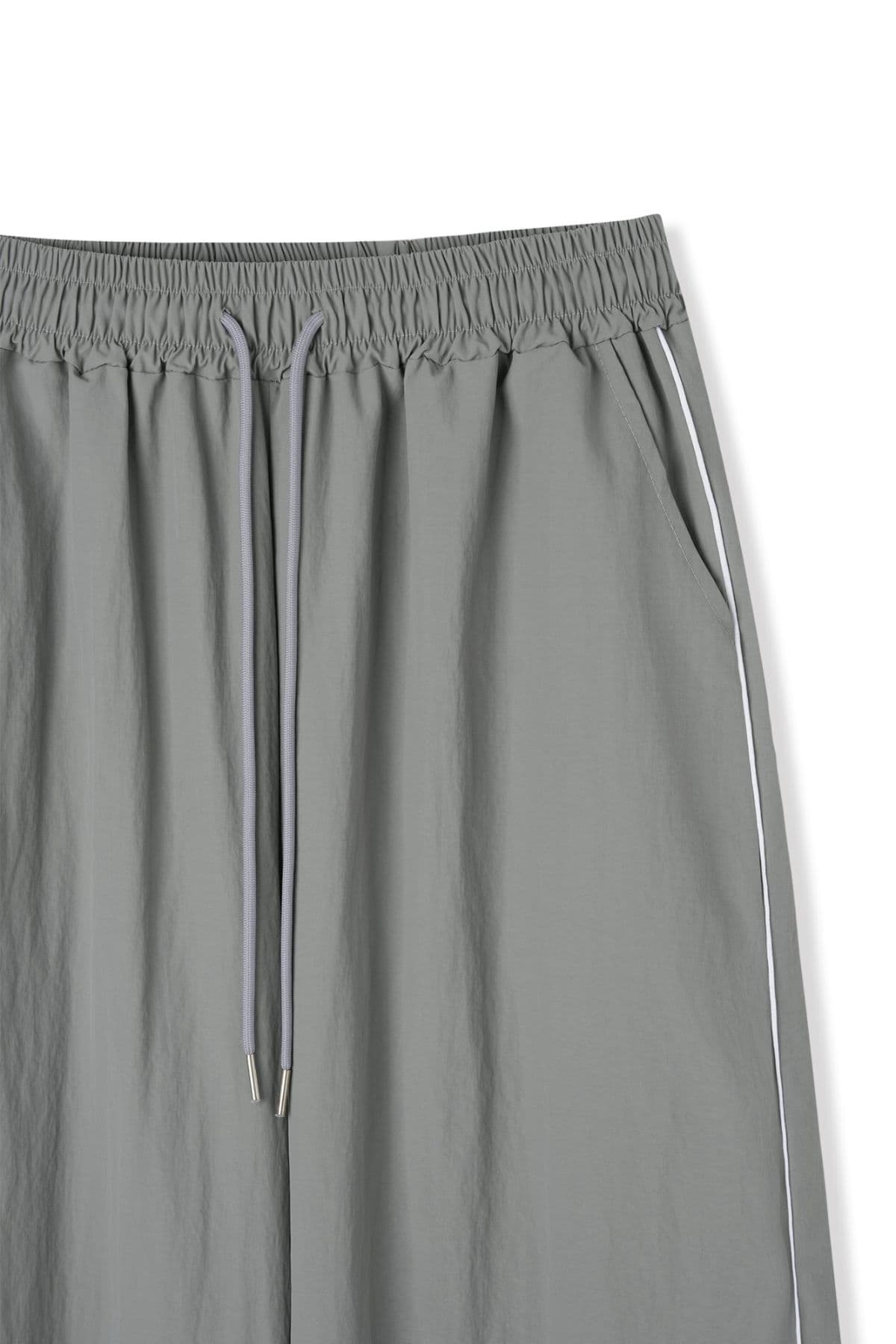 Piping line nylon string pants - 이미지 4