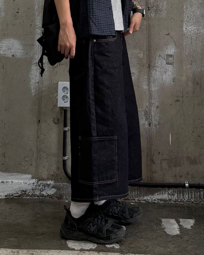 795 Kenton Non-Faded Denim Bermuda - 이미지 2