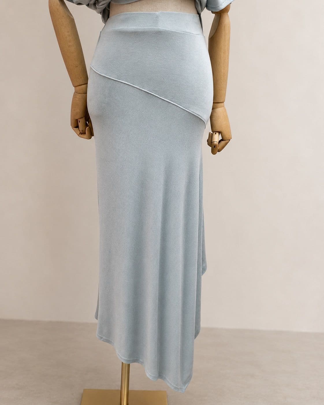 Cool Asymmetrical Skirt (Cooling Spandex Mermaid Asymmetrical Long Skirt) - 이미지 2