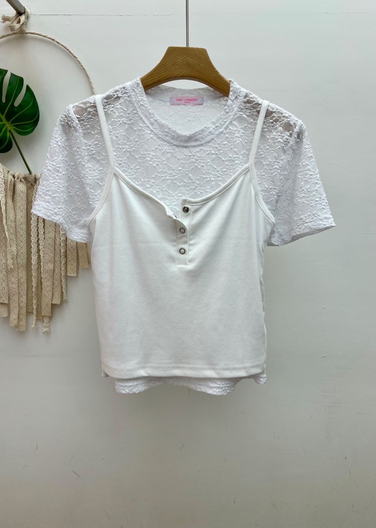 Lucia Set (Flower Lace Short Sleeve T-shirt Button Bustier Sleeveless Set) - 이미지 3