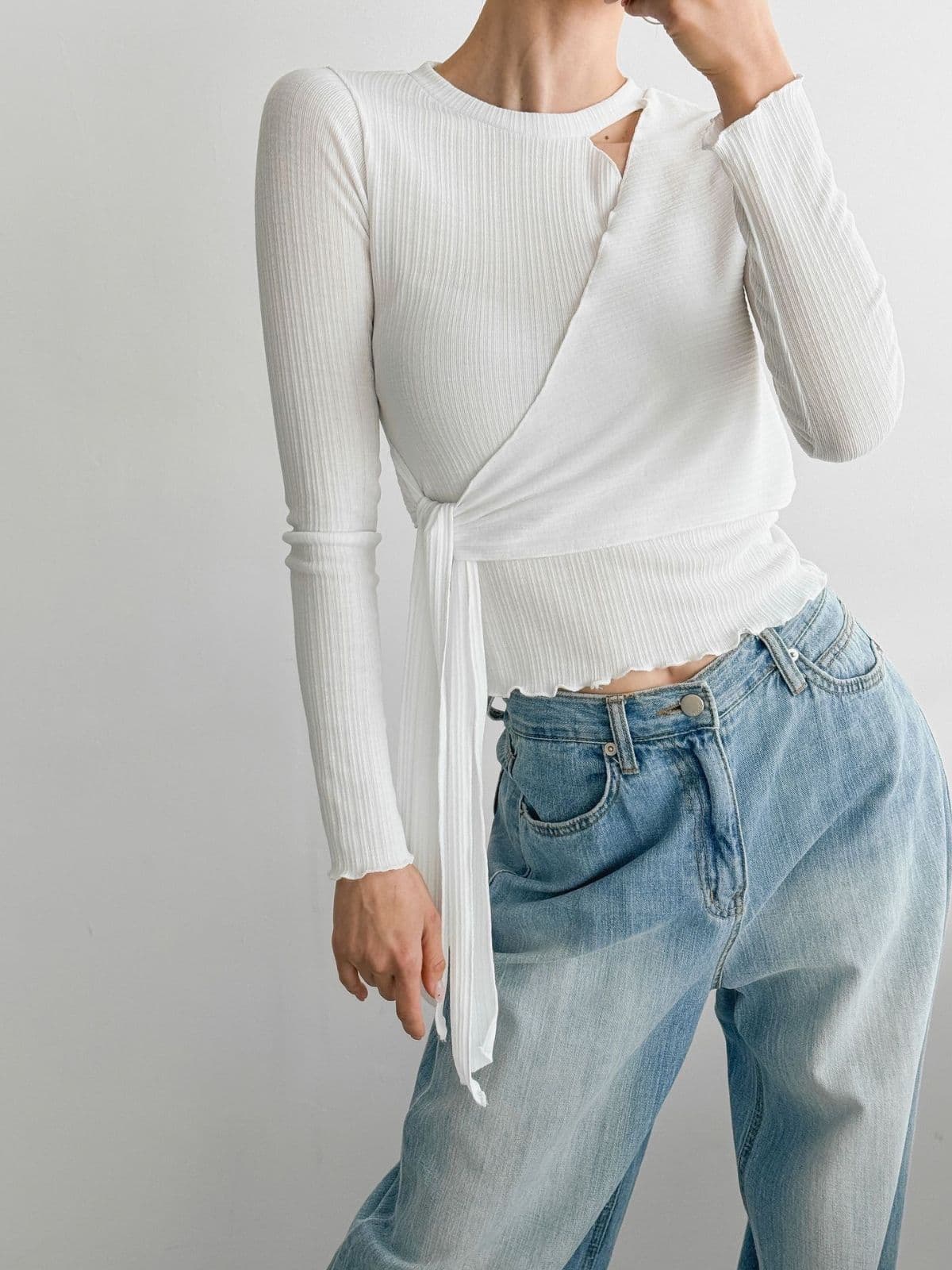 Ripple Wrap T-shirt (Ribbed Slim Fit Wrap Long Sleeve T-shirt Slit Neck Strap) - 이미지 5