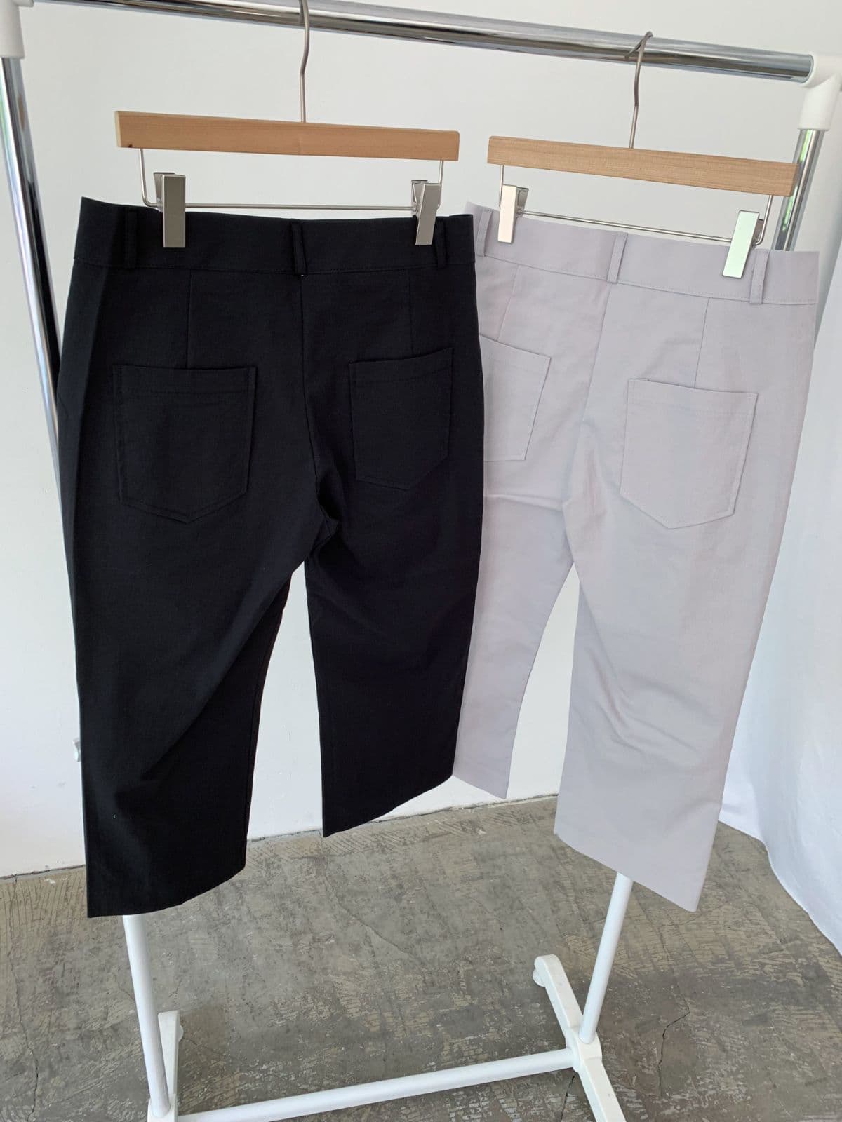 CN Capri Pants - 이미지 7