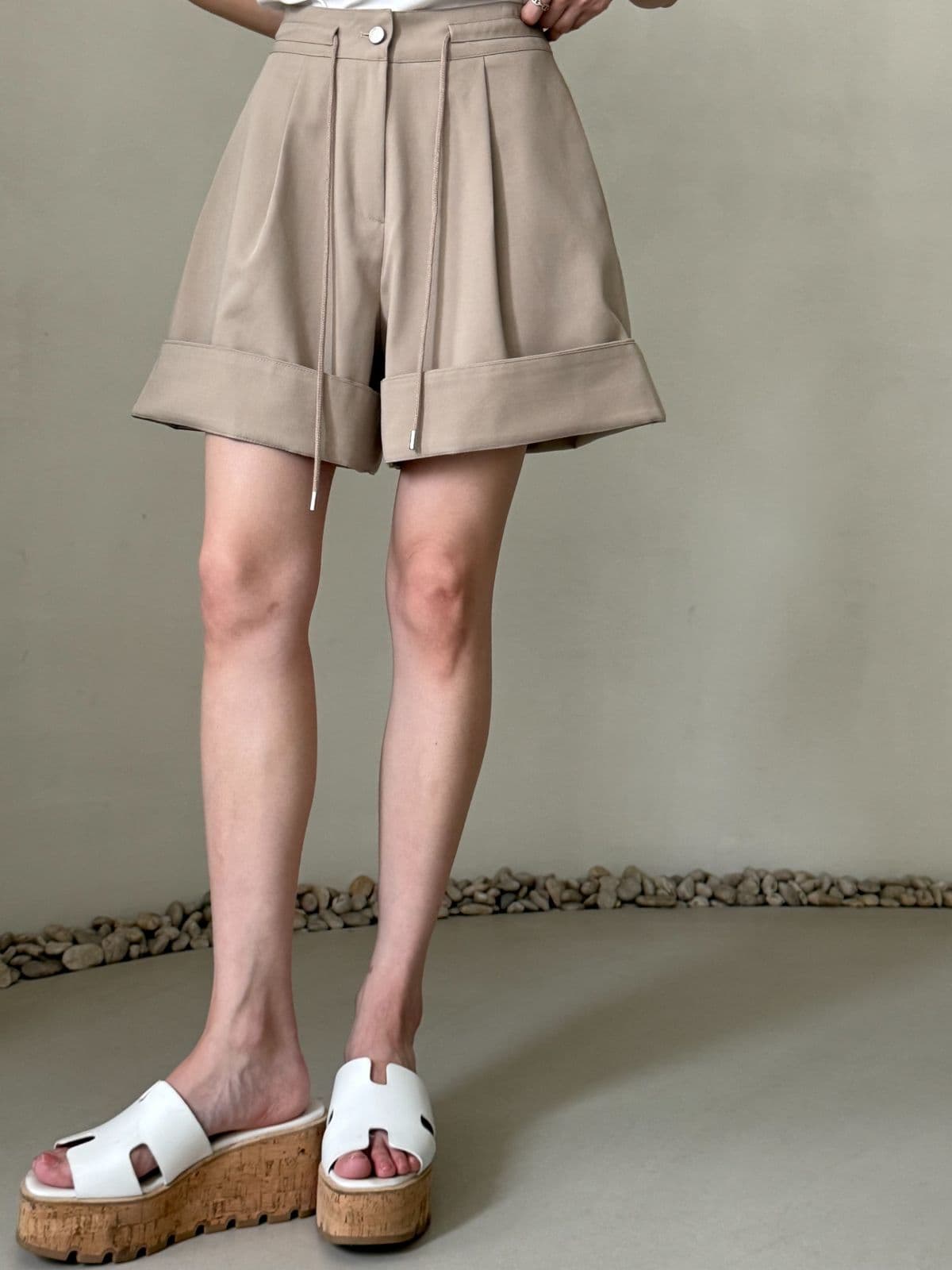 Kiel Tuck Pants - 이미지 3