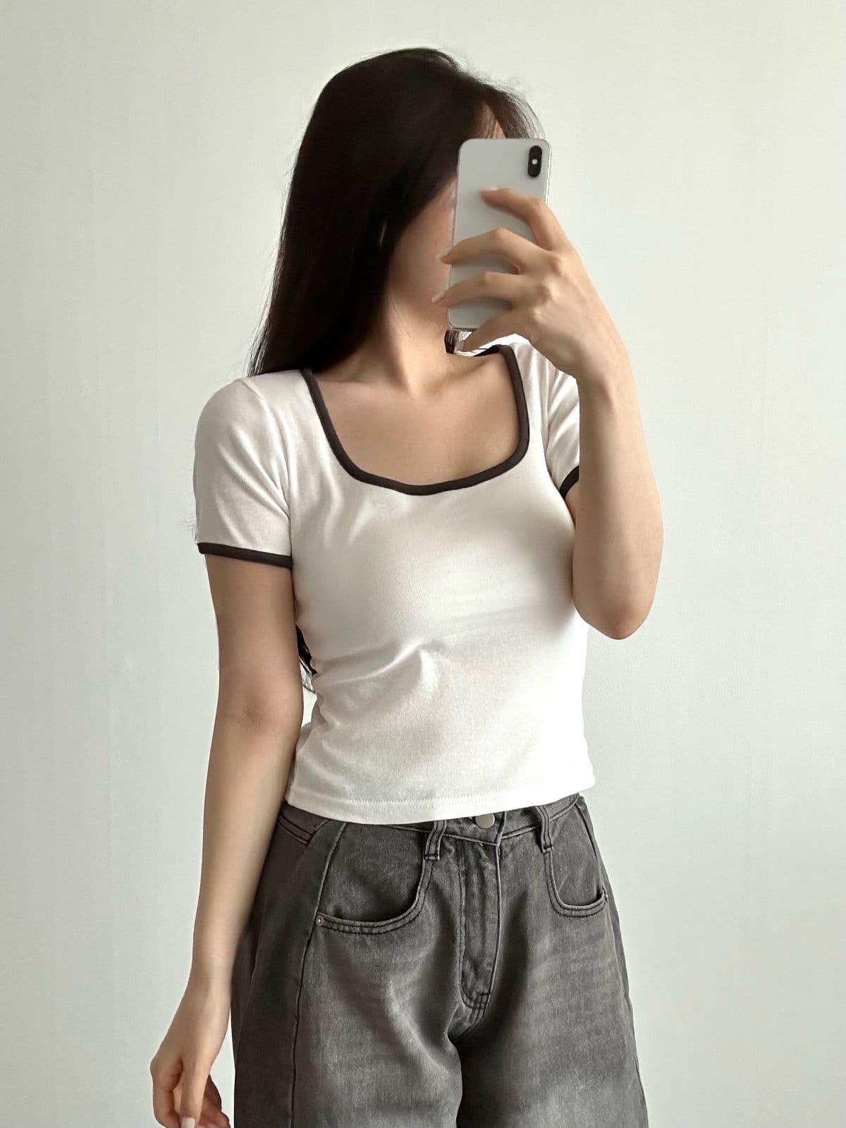 Contrast Square Short Sleeve T-shirt - 이미지 4