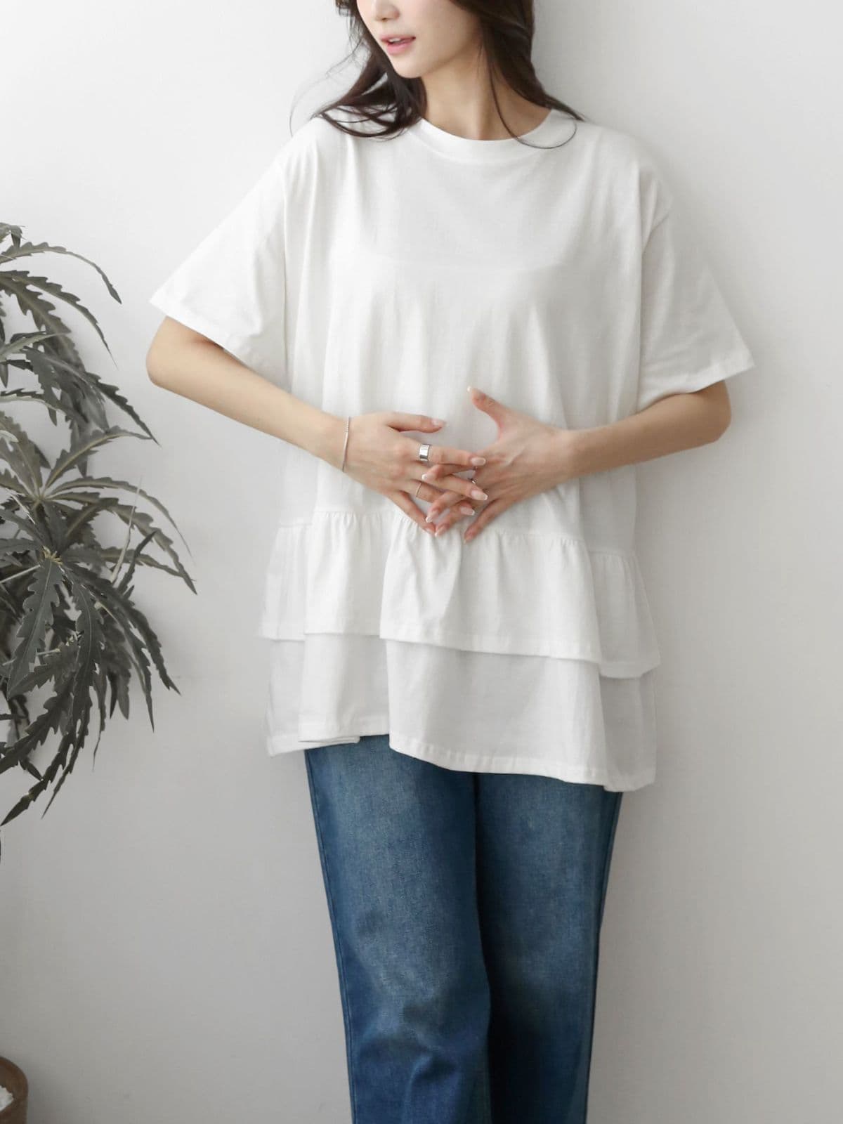 2-Tier Ruffle Boxy Short Sleeve T-Shirt - 이미지 4