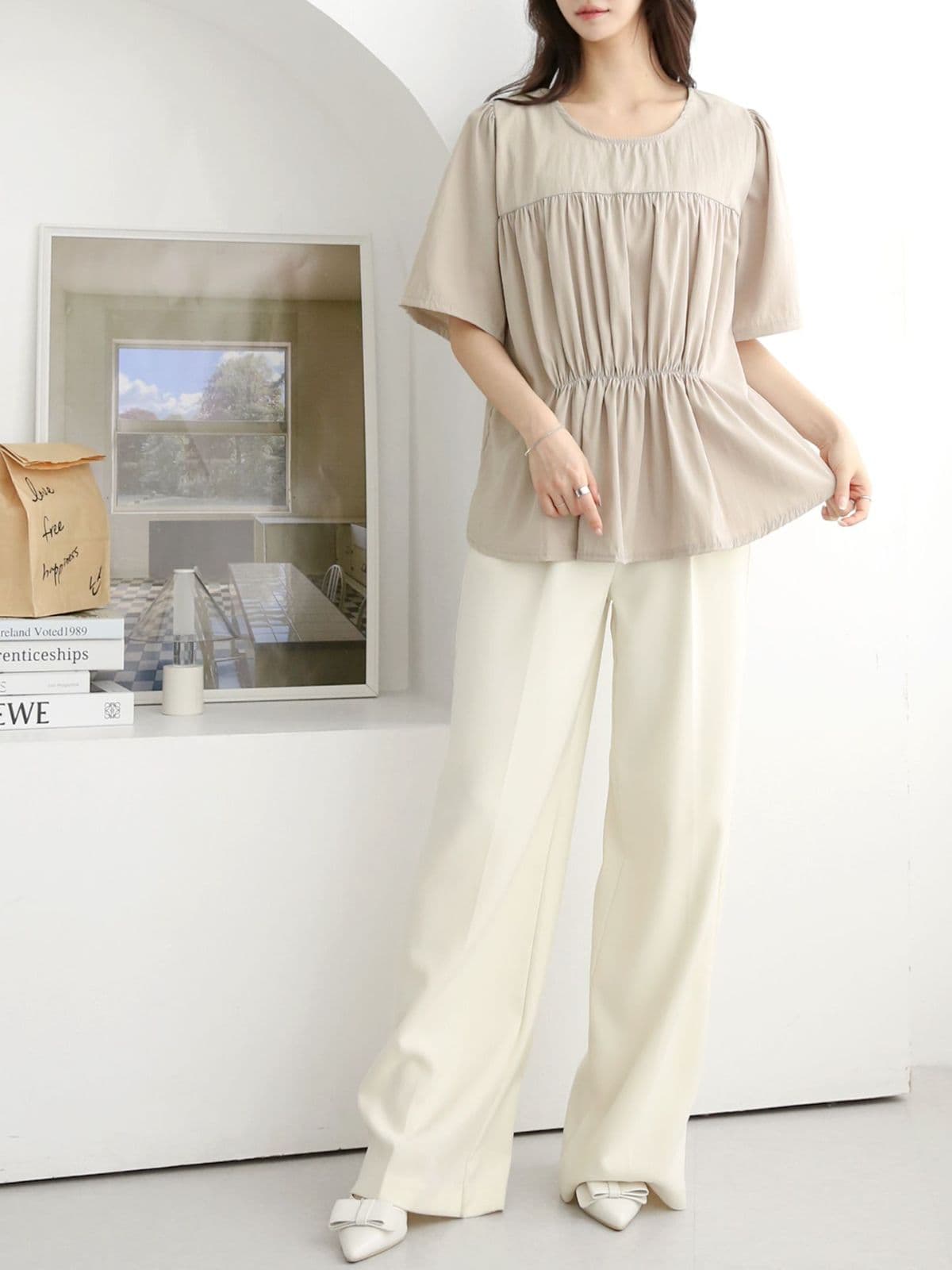 Double-line shirring short-sleeve T-shirt - 이미지 4
