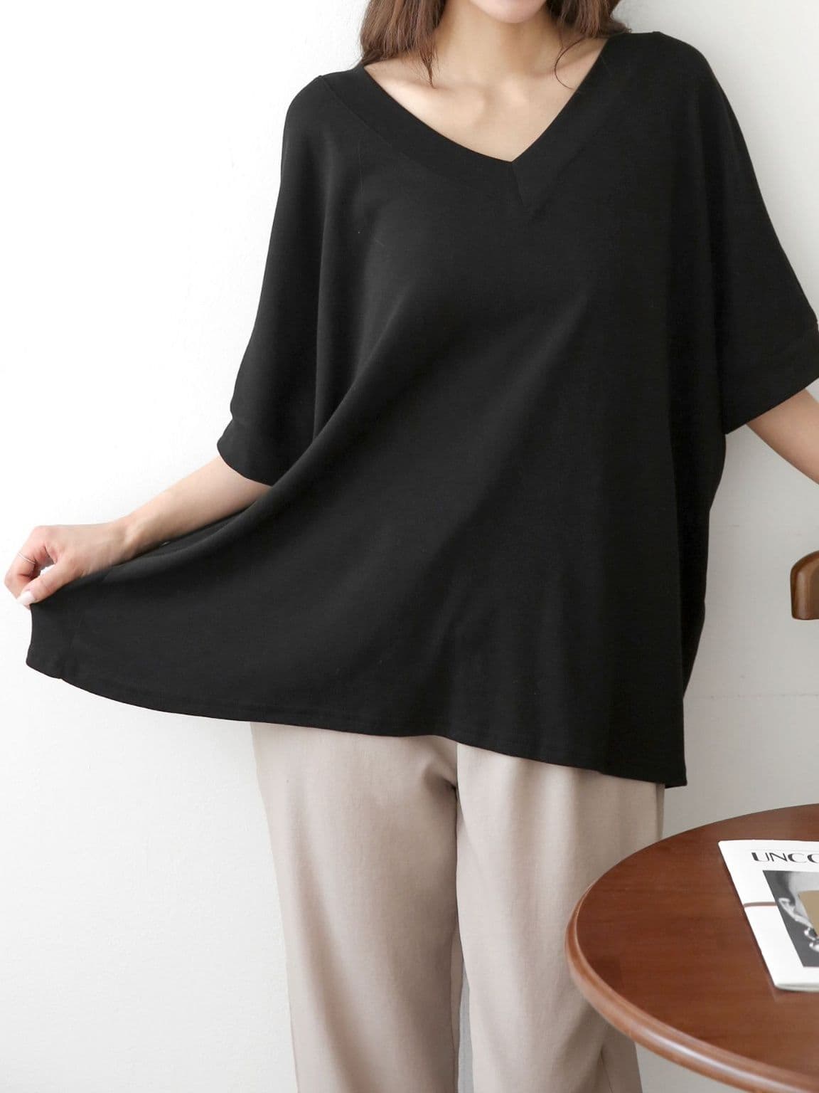 Layered V-neck Stingray Short Sleeve - 이미지 8
