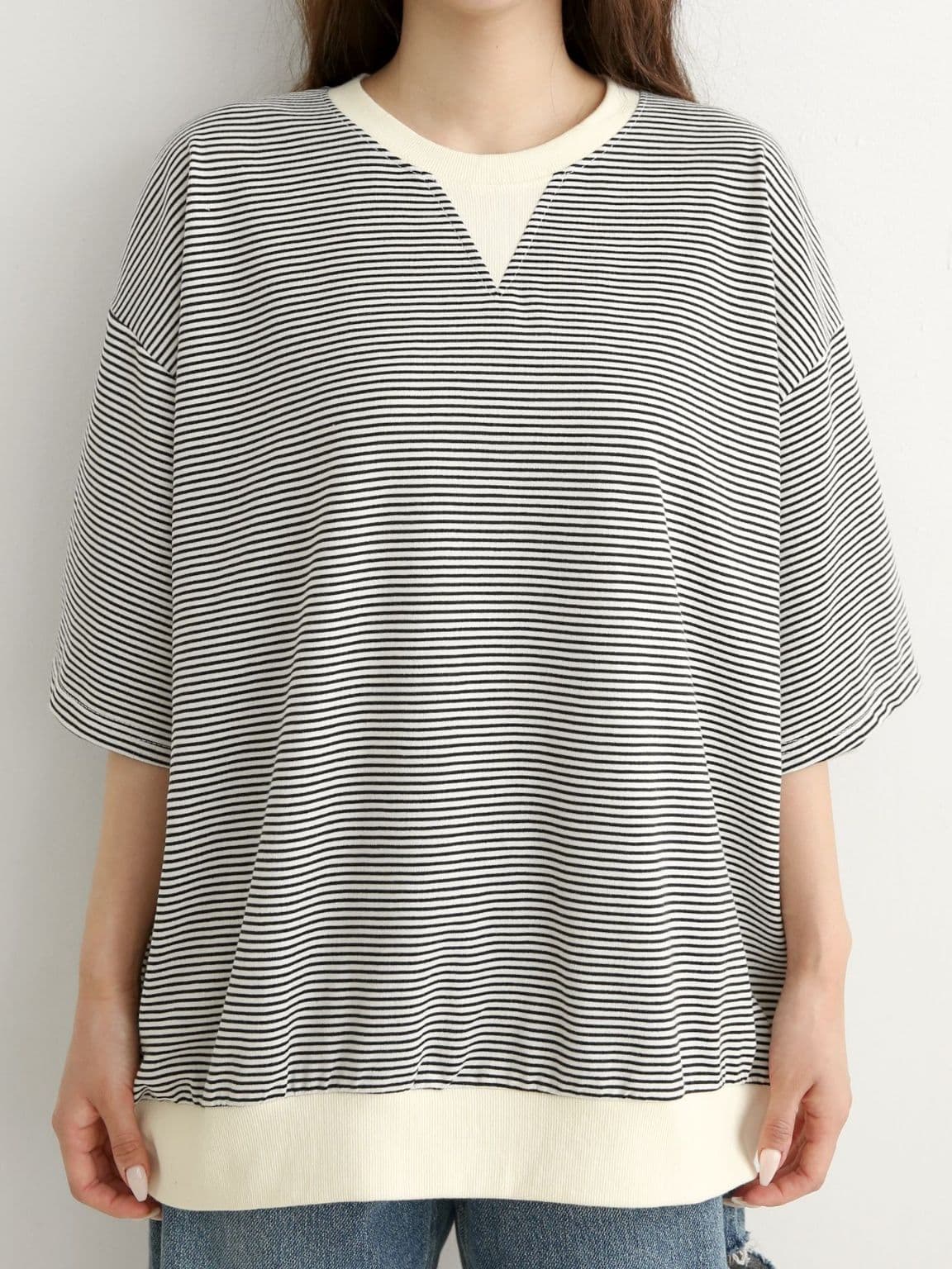 Triangle short sleeve T-shirt - 이미지 17