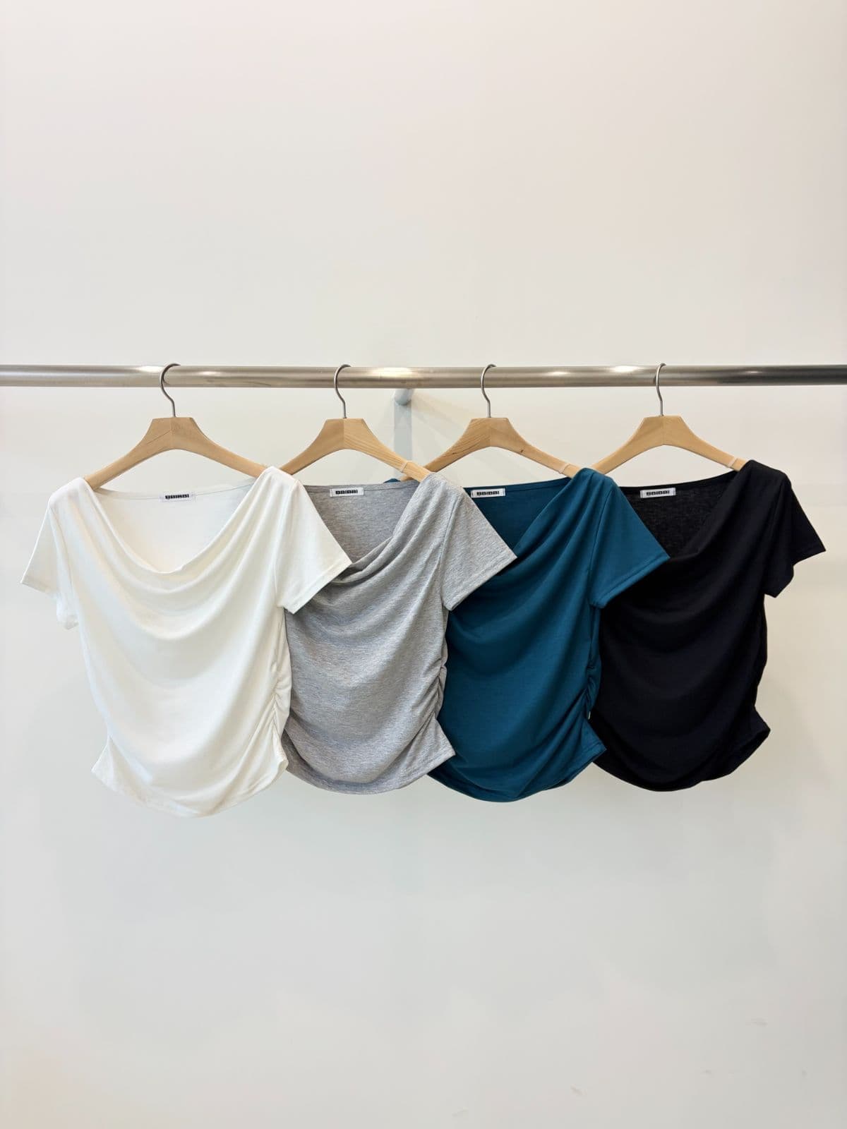 Draped Shirred Short Sleeve - 이미지 4