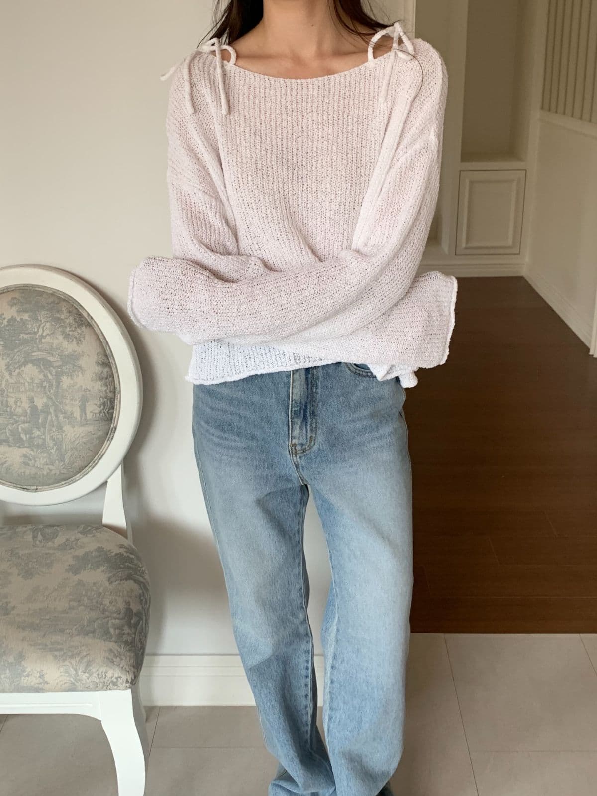 Cream shoulder strap knit - 이미지 11