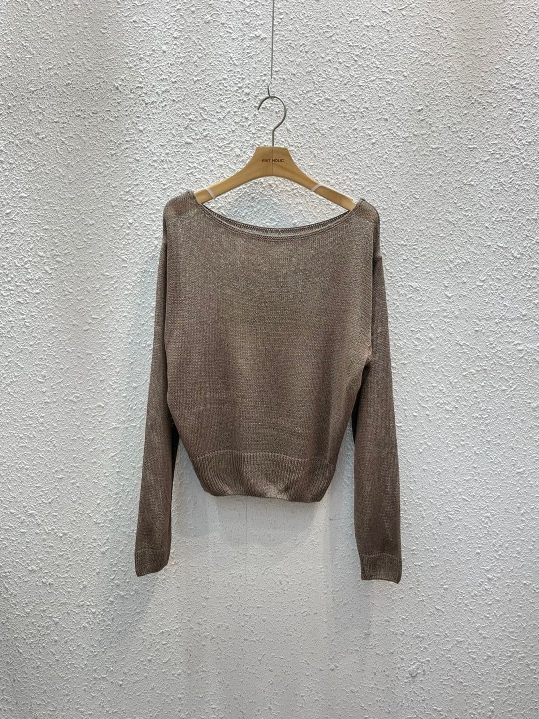 Minimalist lip neck - 이미지 2