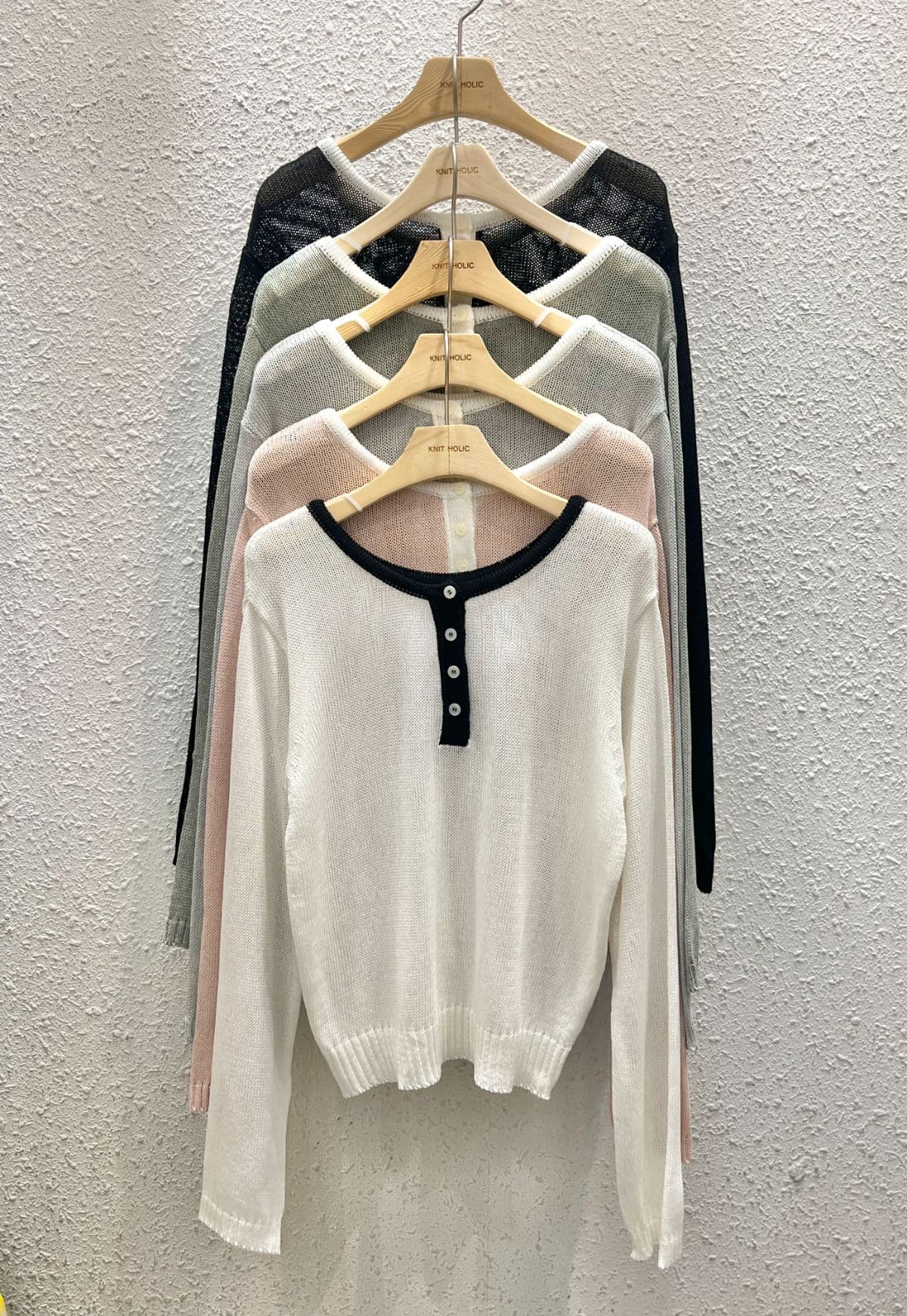 Contrast Henley Neck R - 이미지 3