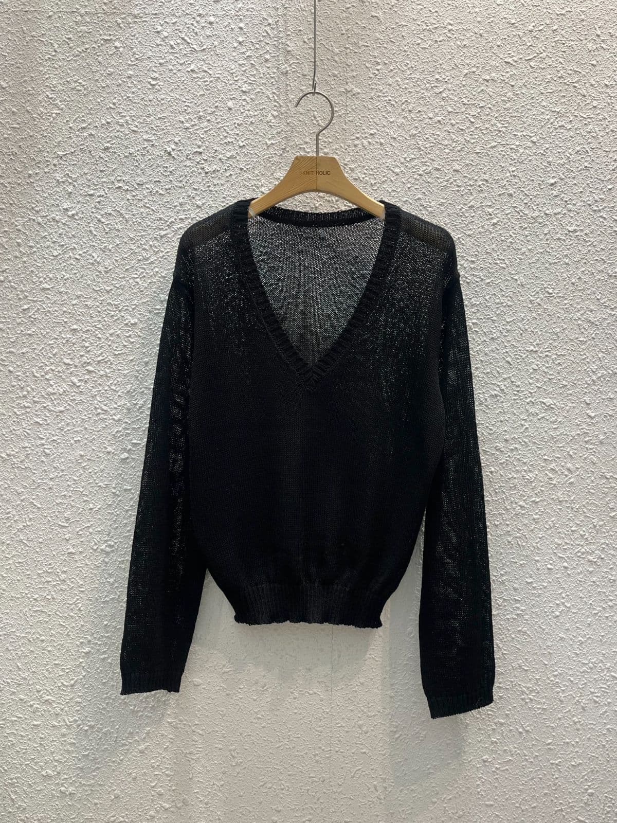 Bamboo V-neck - 이미지 1