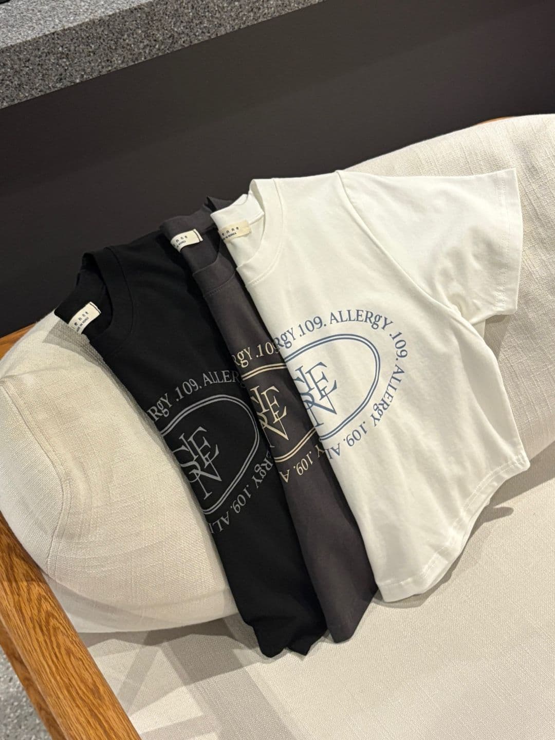 109 Tight-fitting Slim Short Sleeve T-shirt - 이미지 4