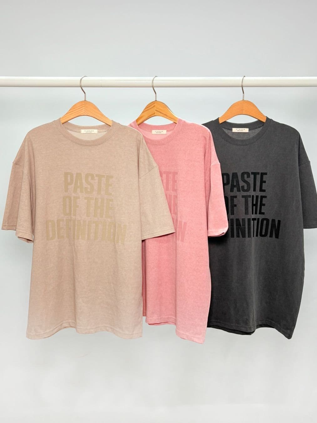 Defy Pig Box Short Sleeve T-shirt - 이미지 1