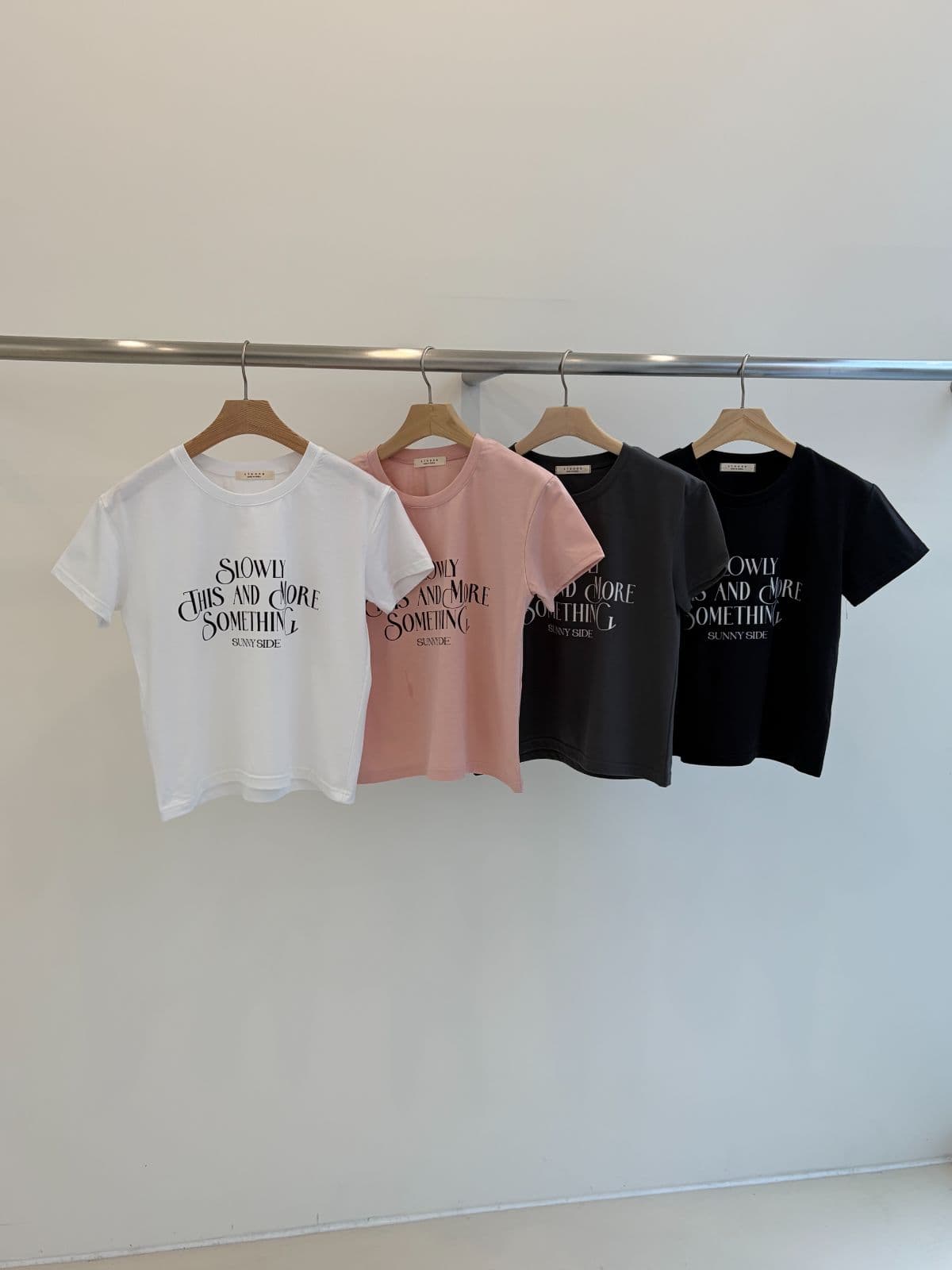 Slow Crop Short Sleeve T-shirt - 이미지 1