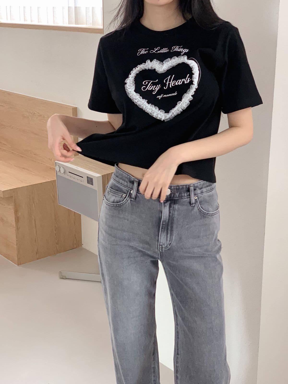 Tiny Crop Short Sleeve T-shirt - 이미지 7