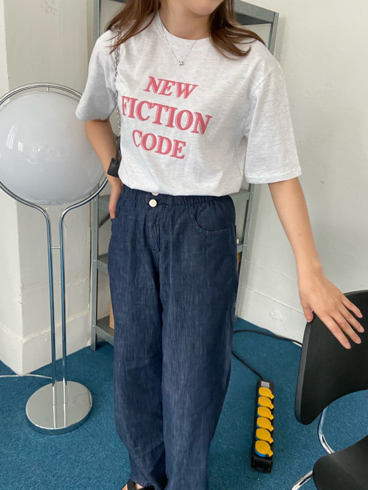 Fiction short-sleeve T-shirt - 이미지 2