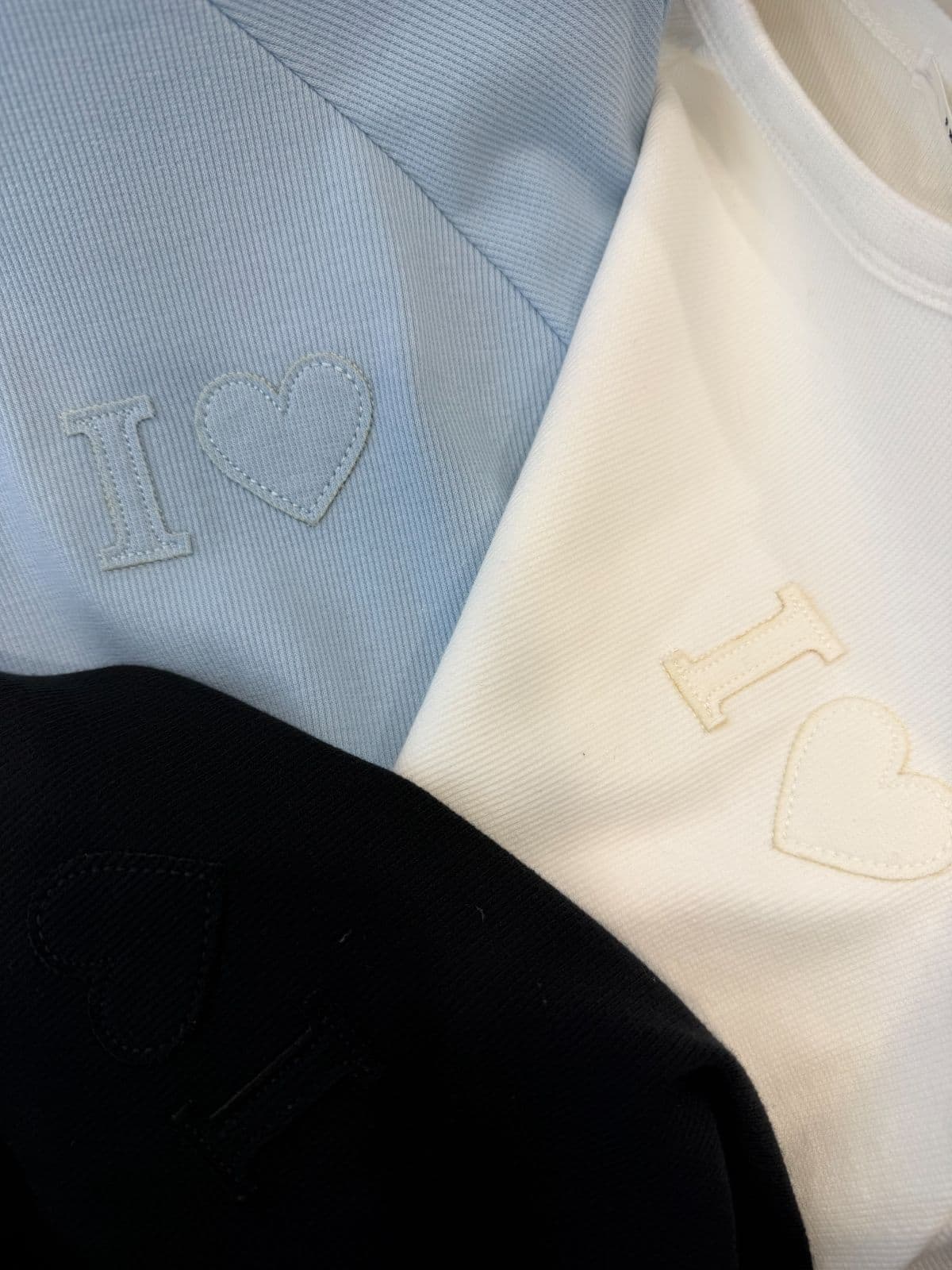 Hearty Patch Raglan Short Sleeve T-shirt - 이미지 2