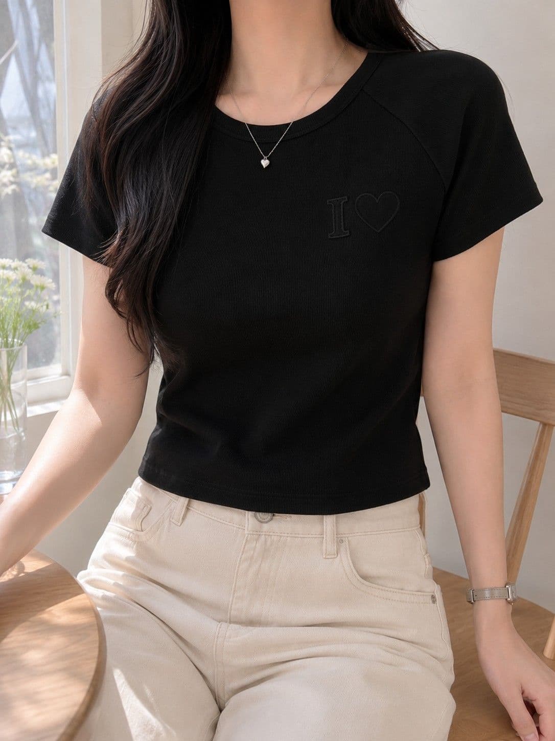 Hearty Patch Raglan Short Sleeve T-shirt - 이미지 5