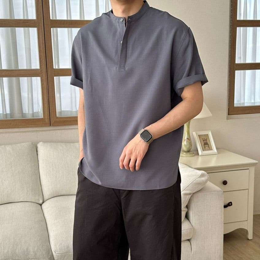 Linen-like Half-Open Hidden Henley Neck Short Sleeve Shirt - 이미지 1
