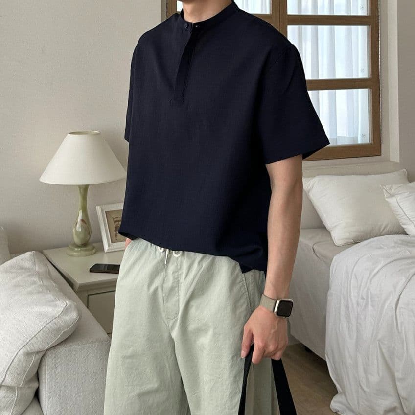 Linen-like Half-Open Hidden Henley Neck Short Sleeve Shirt - 이미지 3