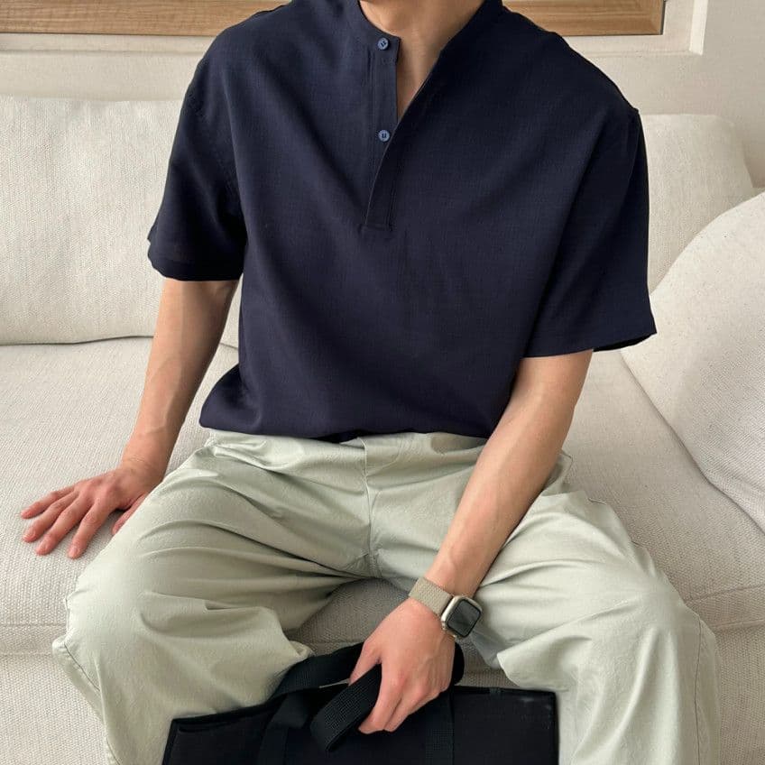 Linen-like Half-Open Hidden Henley Neck Short Sleeve Shirt - 이미지 4