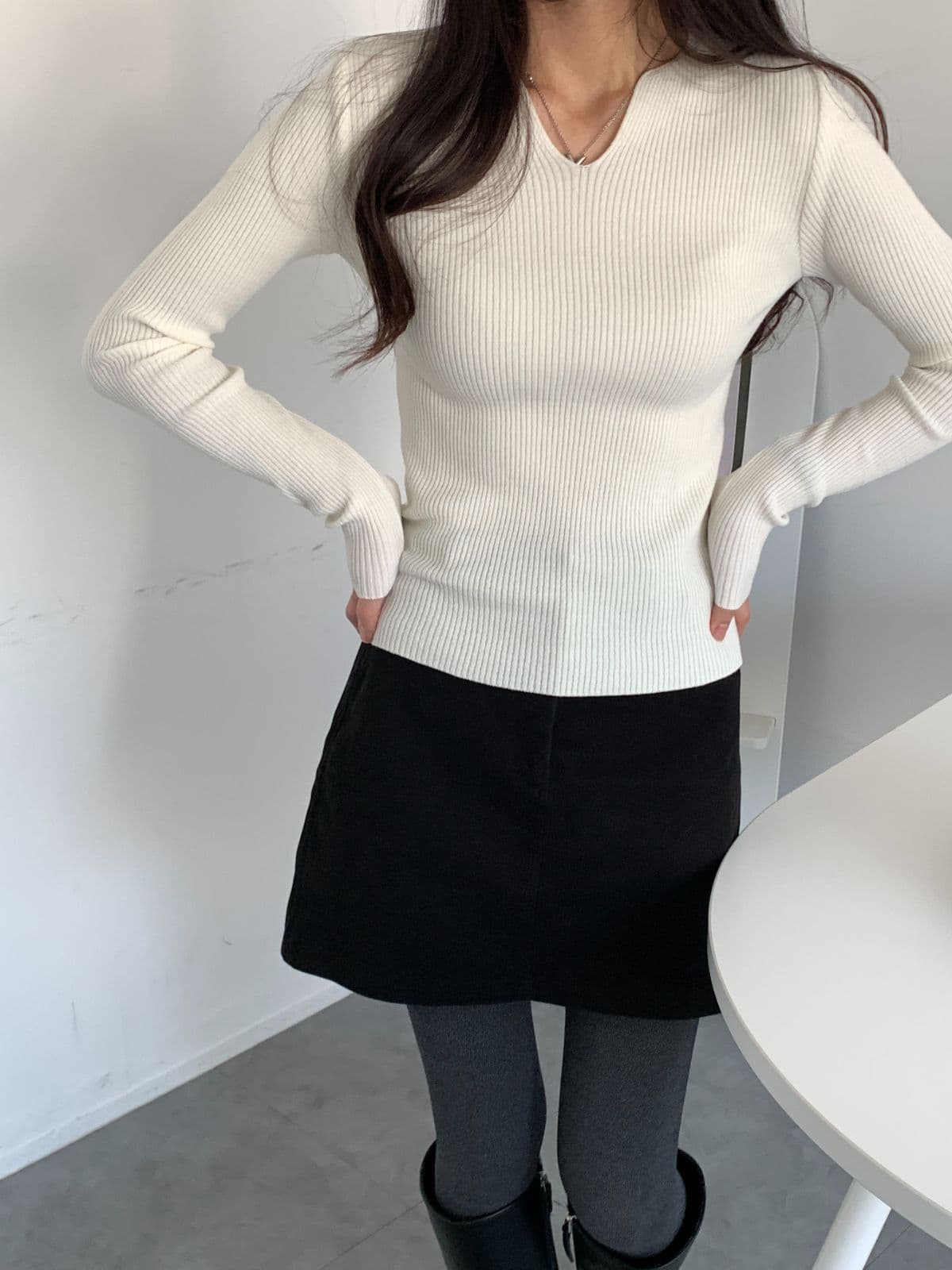 Mood Ribbed V - 이미지 18