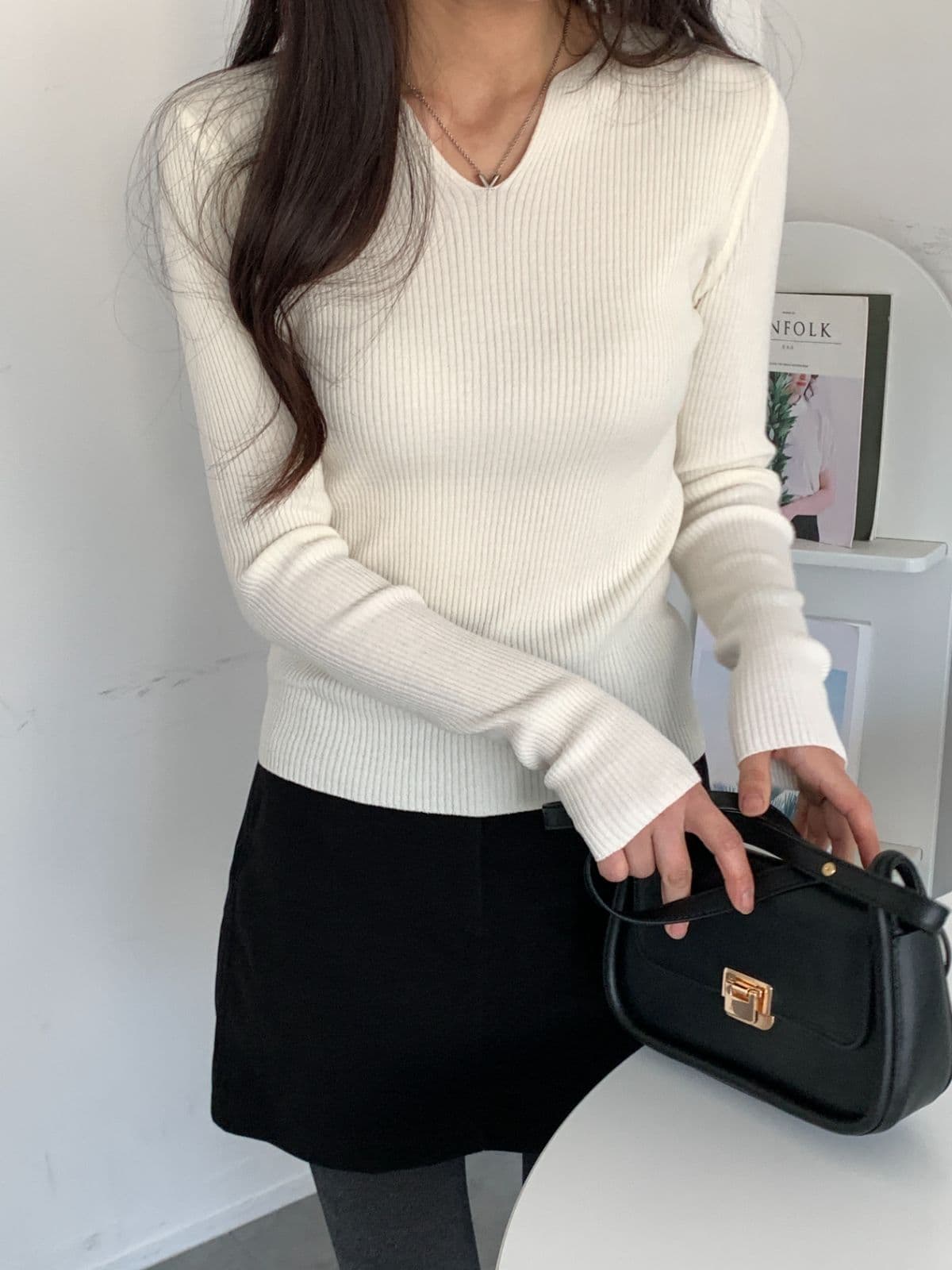 Mood Ribbed V - 이미지 19