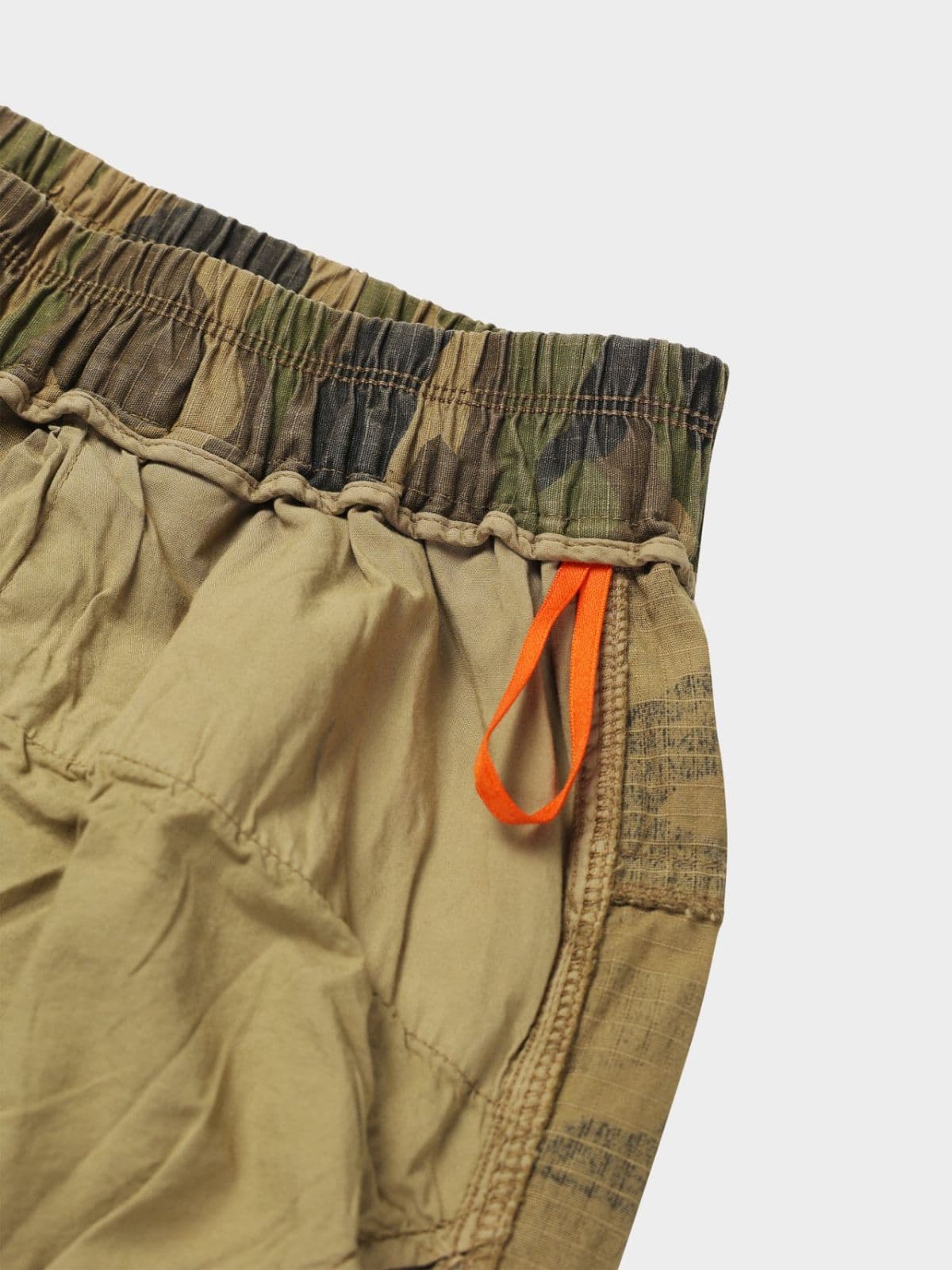 Stonewashed camo cargo half pants - 이미지 8
