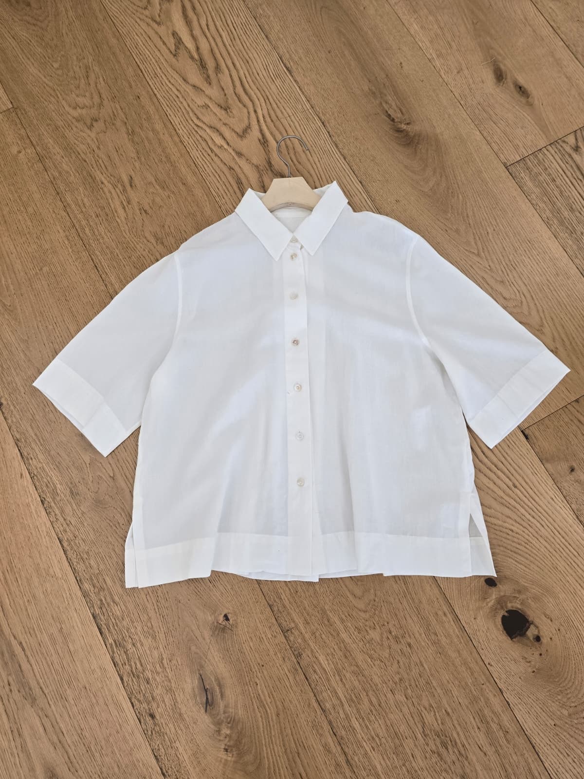 Loose-fit open-collar 3/4 sleeve shirt blouse - 이미지 8