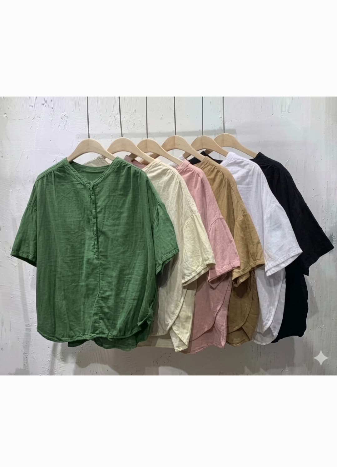 26 Single-piece Short Sleeve Linen-look Henley Neck Short Sleeve Loose Fit Blouse - 이미지 1