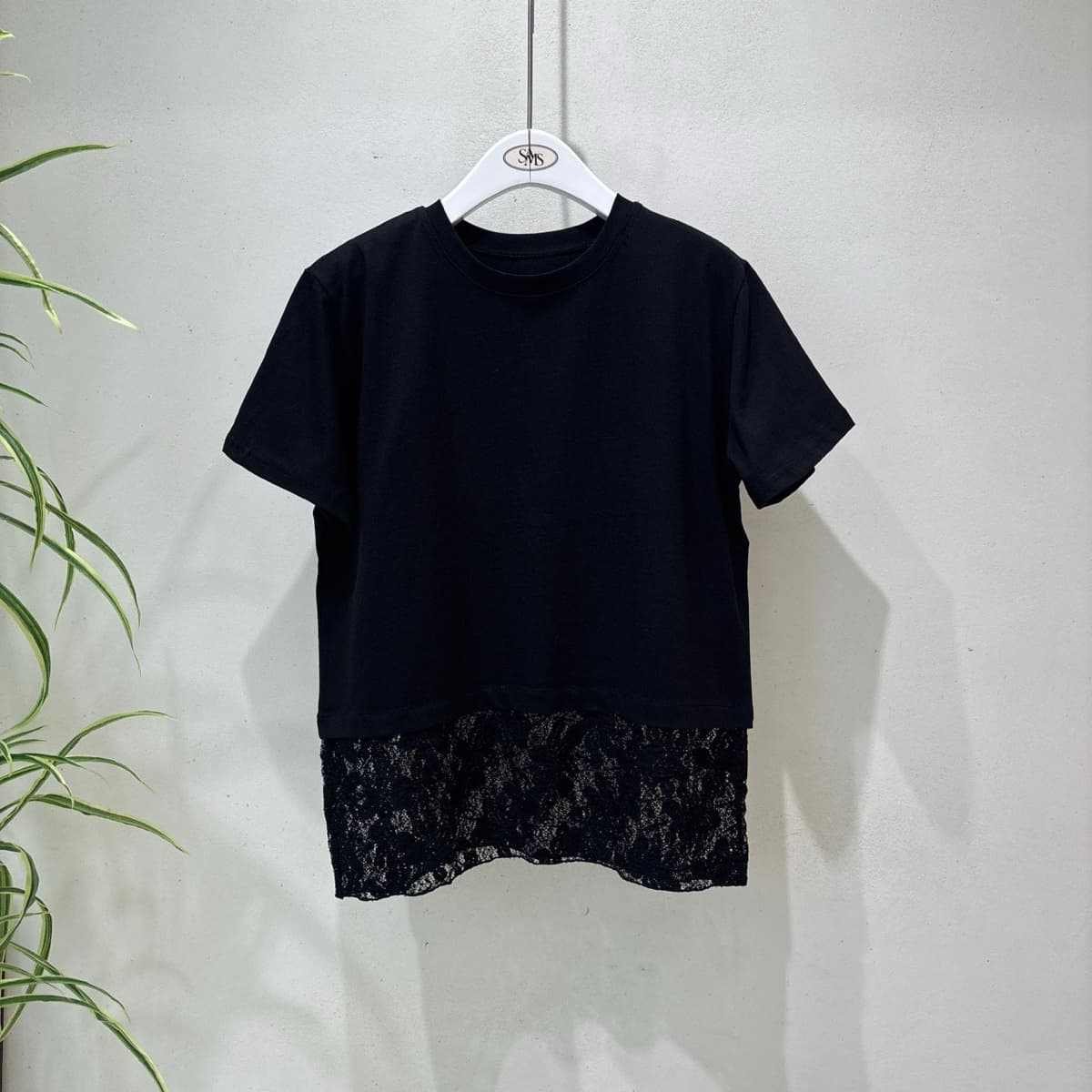 More Lace Color Block Layered Short Sleeve T-shirt - 이미지 7