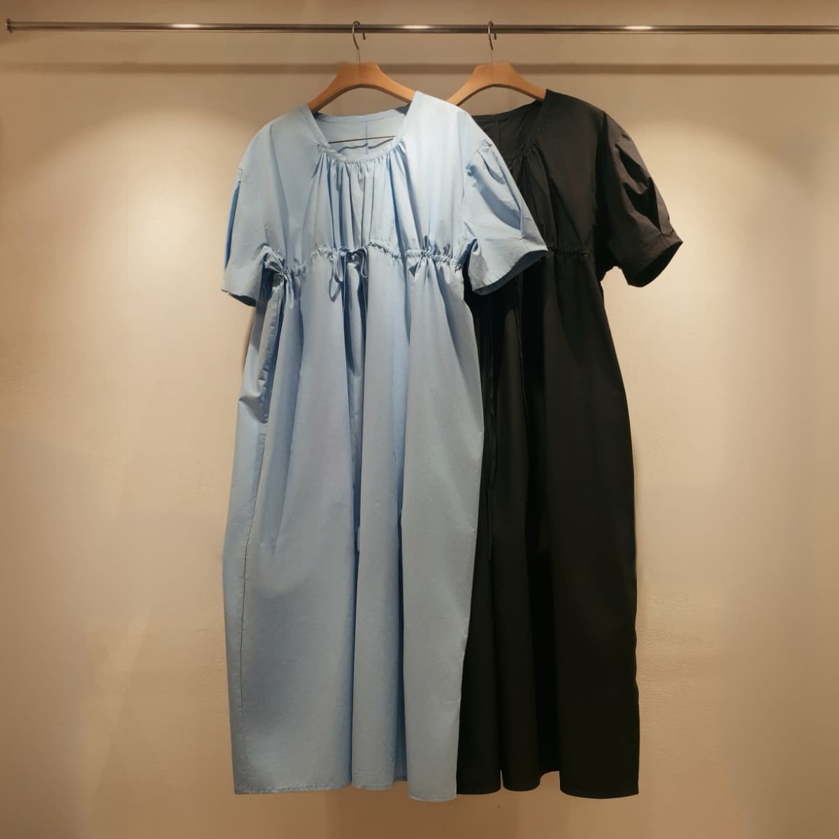 Puff-sleeved loose-strap long dress - 이미지 11
